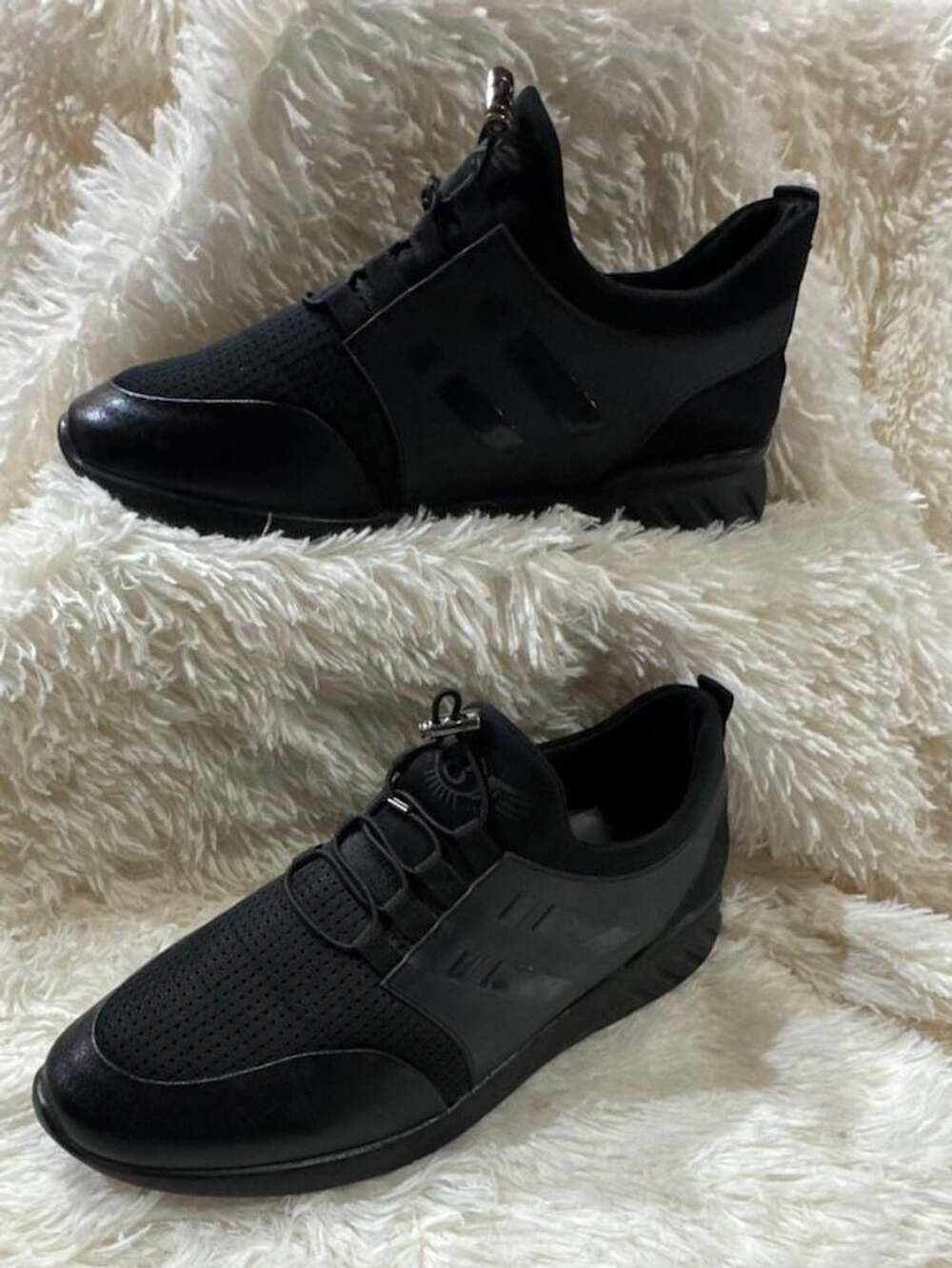 Bentley Flying B Casual Sneakers Size 46 Black